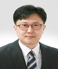 윤현중 교수